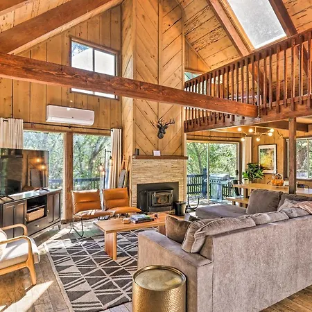 Twain Harte Cabin With 2-Level Deck And Fire Pit!